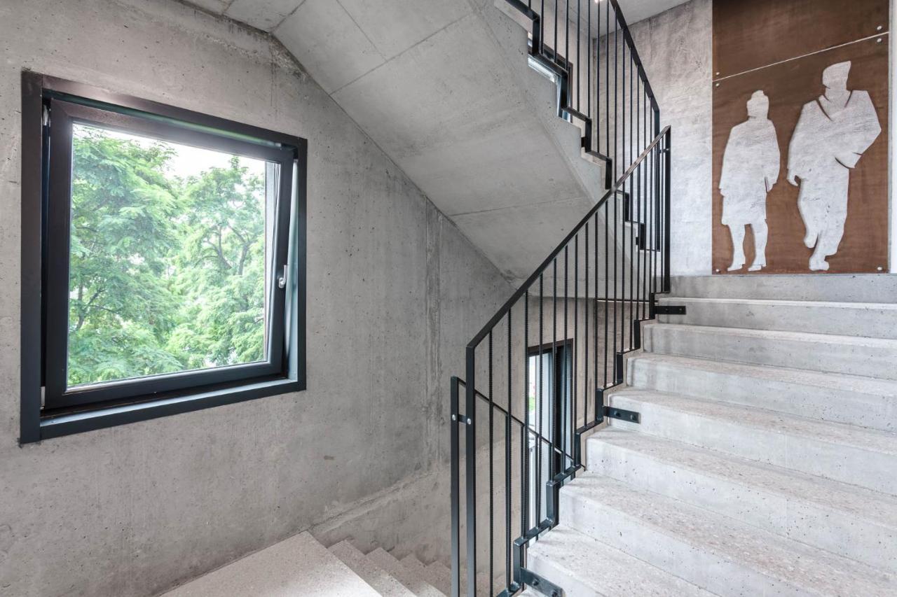 Chill Apartments Praga Residence ワルシャワ エクステリア 写真
